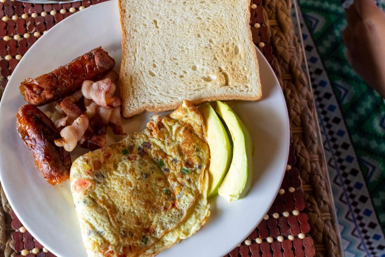 Bunyonyi Overland Resort Kabale Екстериор снимка