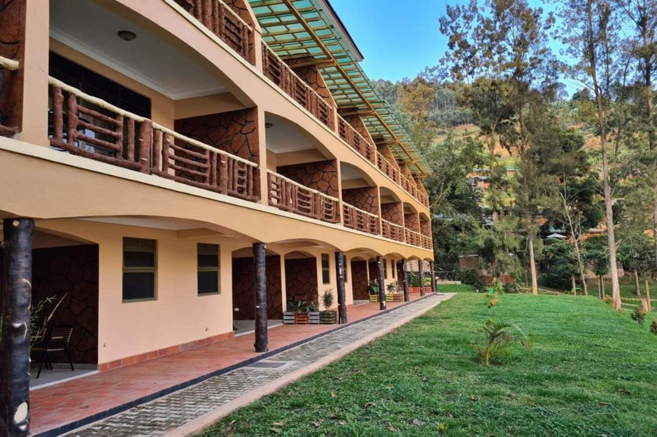 Bunyonyi Overland Resort Kabale Екстериор снимка