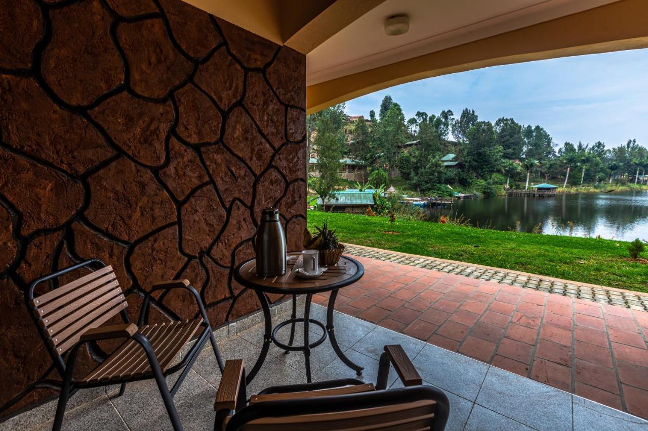 Bunyonyi Overland Resort Kabale Екстериор снимка