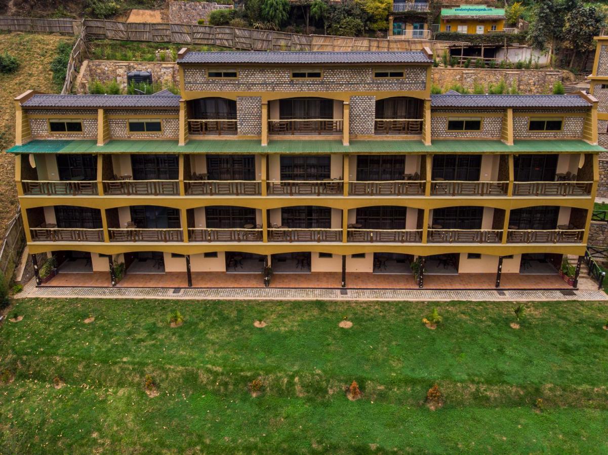 Bunyonyi Overland Resort Kabale Екстериор снимка