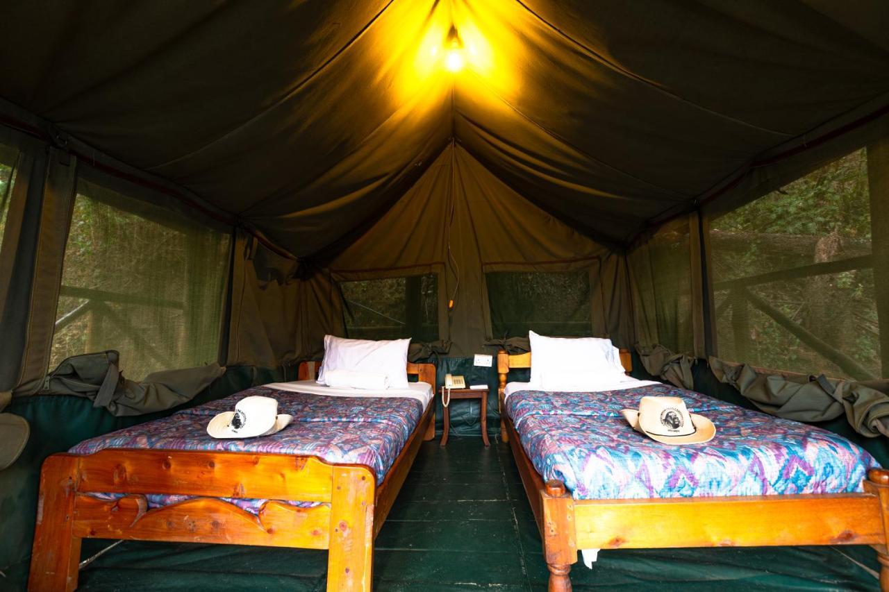 Bunyonyi Overland Resort Kabale Екстериор снимка